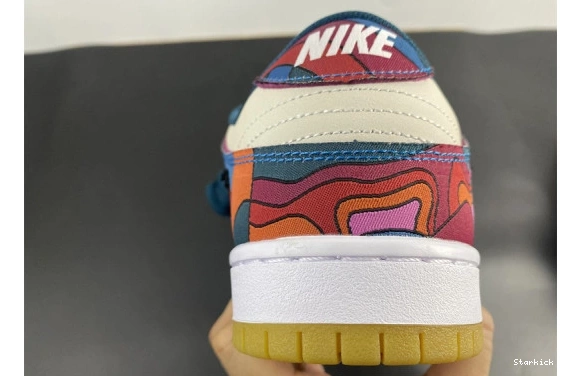 Dunk (2021) Low Nike SB Pro DH7695-600 Parra Art Abstract 0225
